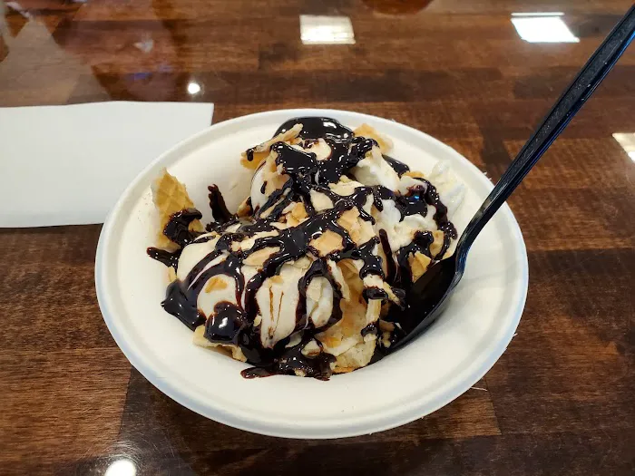 Urban Churn - Desserts and Craft Ice Cream. Picture 4