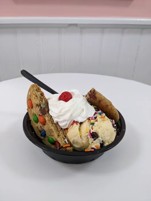 Cookies & Cream On Elmwood Picture 6