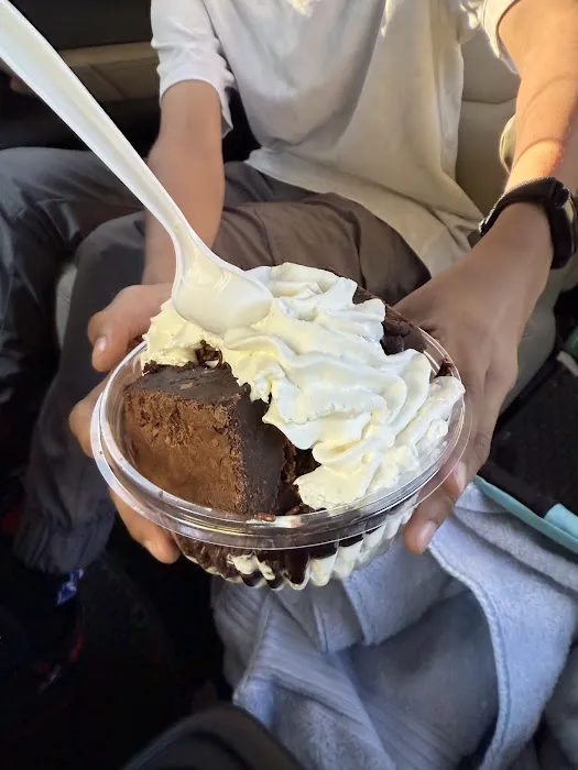 Hanna's Frosty Treats Picture 3
