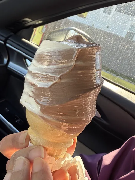 Hanna's Frosty Treats Picture 6