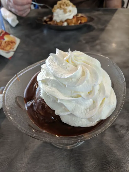 King Condrell's Candy and Ice Cream Picture 5