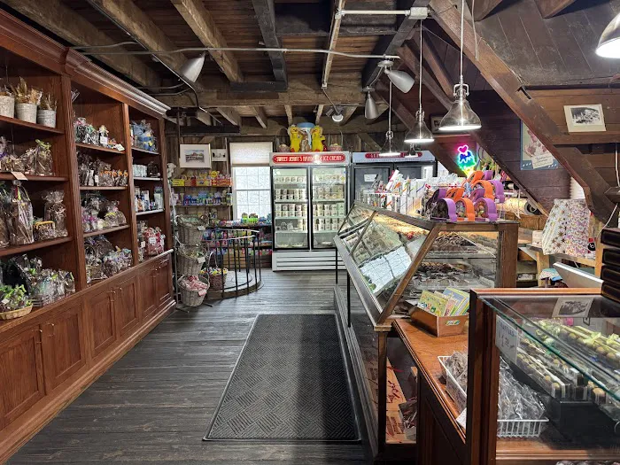 Sweet Jenny's Chocolates & Ice Cream Picture 8