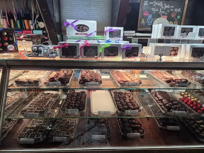 Sweet Jenny's Chocolates & Ice Cream Picture 7