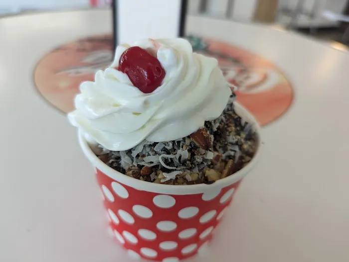 Dave's Ice Cream Picture 3