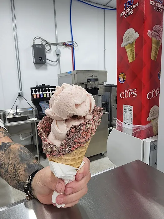 Moonie's two scoops Picture 10