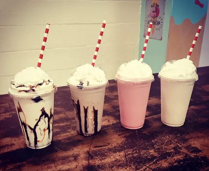 Zeppo's Creekside Creamery Picture 6