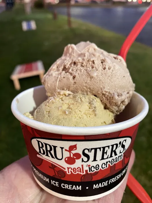 Bruster's Real Ice Cream Picture 1