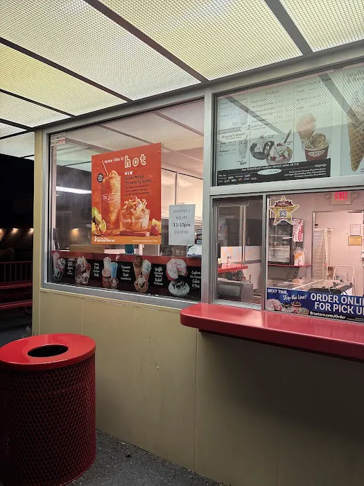 Bruster's Real Ice Cream Picture 6