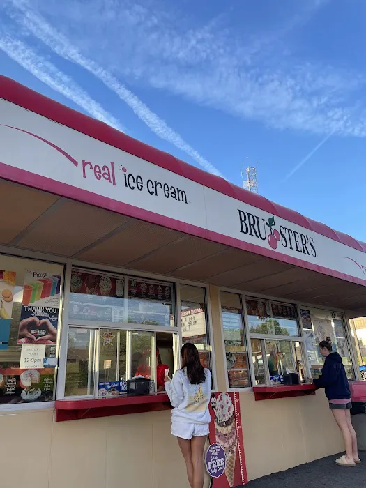 Bruster's Real Ice Cream Picture 7