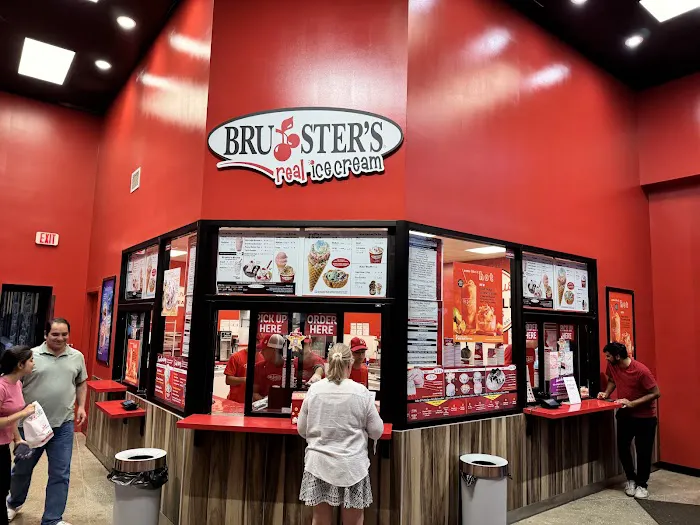 Bruster's Real Ice Cream Picture 3