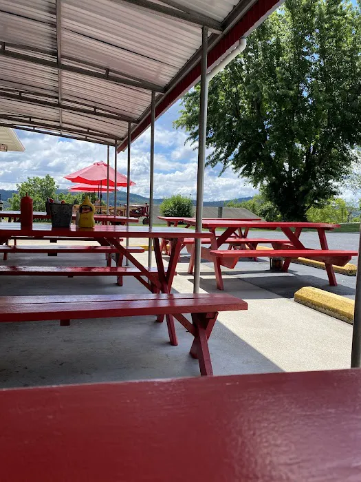 Forry's Drive -In Picture 4