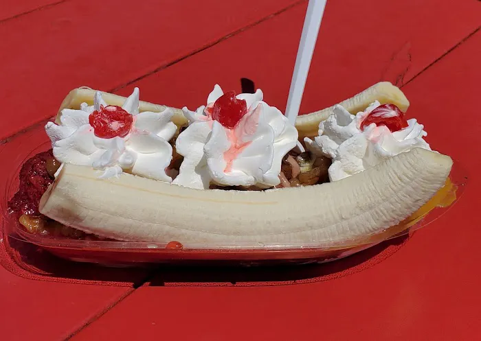Forry's Drive -In Picture 9