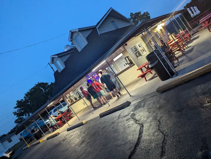 Forry's Drive -In Picture 5