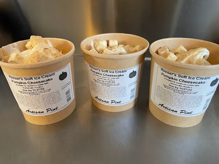 Reesers' Soft Ice Cream Picture 1
