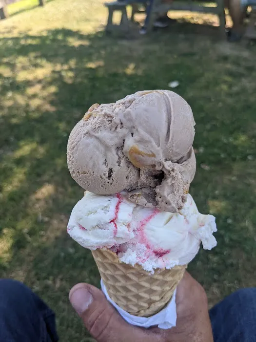 Becky's (Sunset) Ice Cream Picture 1