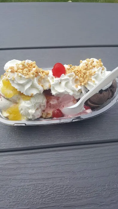 Becky's (Sunset) Ice Cream Picture 9