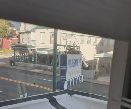Nana's Ice Cream