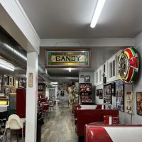 Faye's Ice Cream Parlor ico