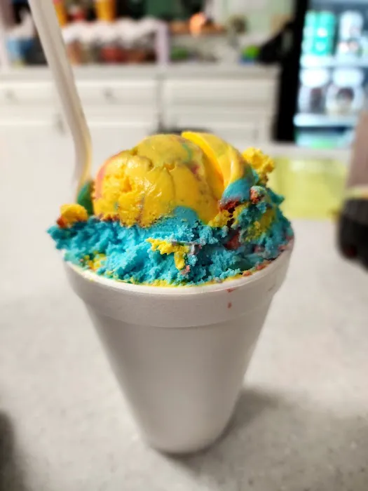Max's Ice Cream Shack Picture 6