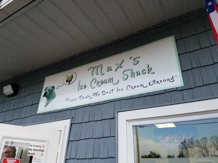 Max's Ice Cream Shack Picture 7