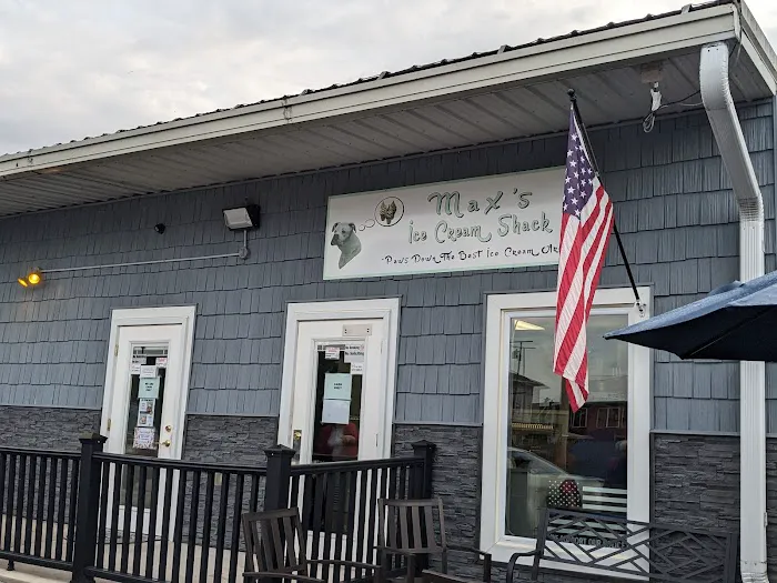 Max's Ice Cream Shack Picture 5