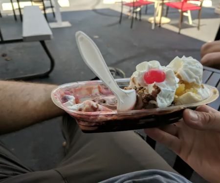 Max's Ice Cream Shack