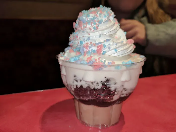 Dairy Queen (Treat) Picture 7