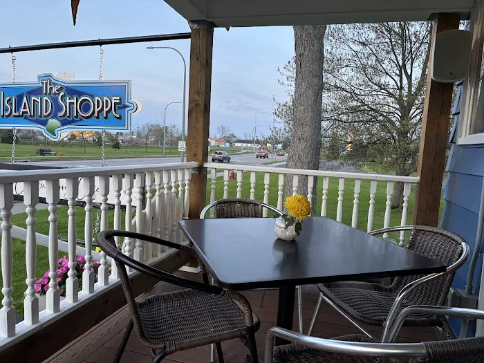 The Island Shoppe Picture 4