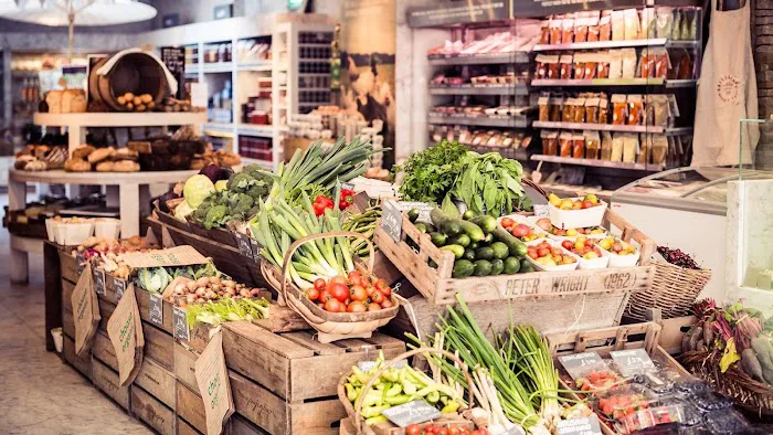 Six Sprouts Farm Market LLC Picture 5