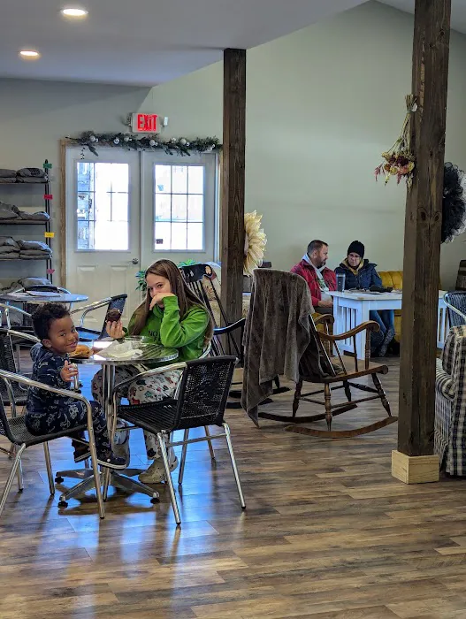 Six Sprouts Farm Market LLC Picture 10