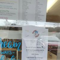 Scoops & Blooms ico