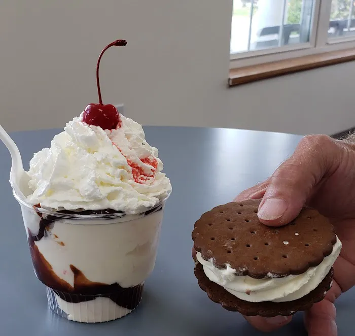 Creamcredible Ice Cream & Desserts Picture 4