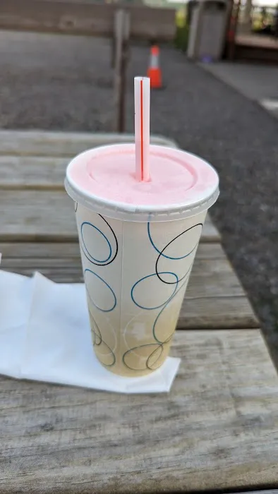 Shivers Shakes & Cones Inc Picture 2