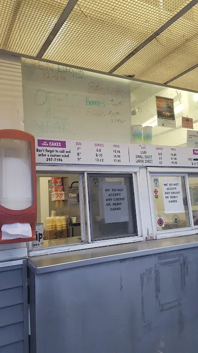 Russell's Ice Cream Picture 9