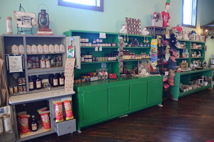 Jen's General Store Picture 8