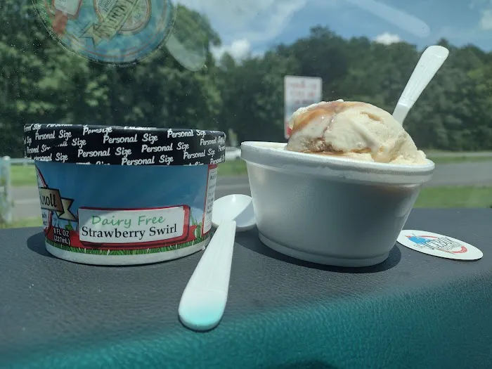 The Icebox Creamery Picture 2