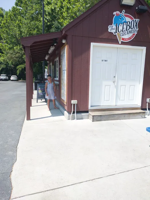 The Icebox Creamery Picture 4
