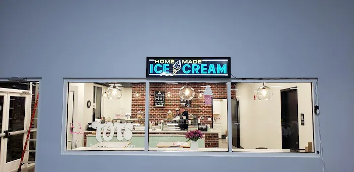 Tots Ice Cream Picture 3