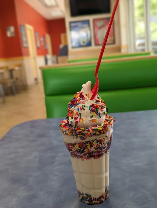 Dairy Queen (Treat) Picture 8