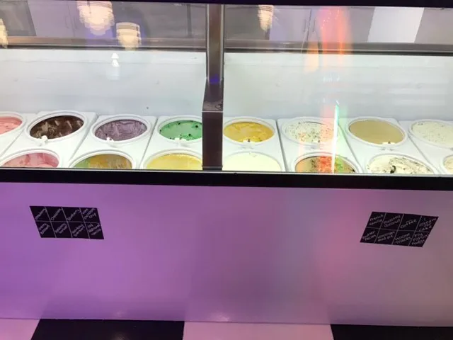 Jitterbug's Ice Cream Cafe Picture 1