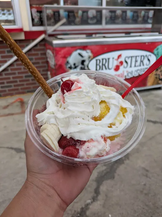Bruster's Real Ice Cream Picture 6