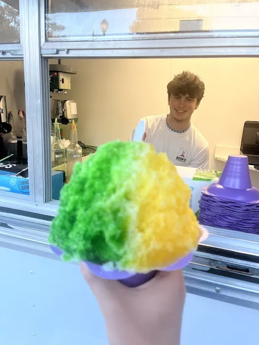 Bear's Shaved Ice Picture 4