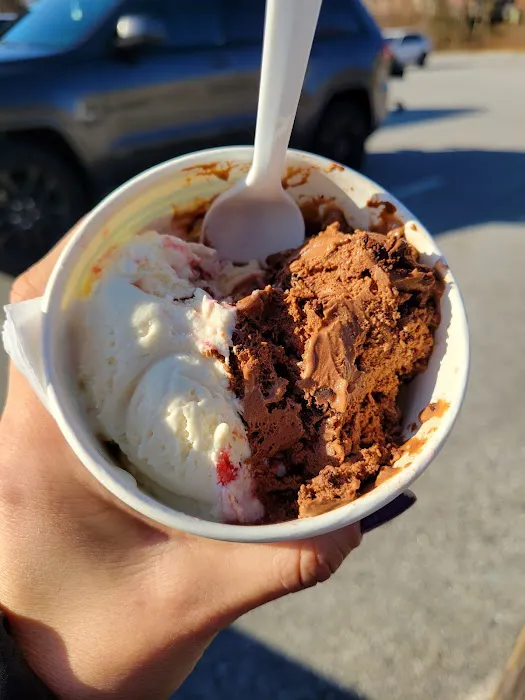 Hoffman's Ice Cream & Deli Picture 6