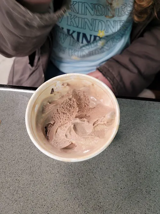 Half Pint Creamery - New Oxford Picture 4