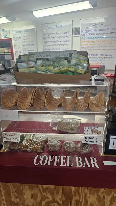 Emingee's Fastnachts, Donuts, Ice Cream and Italian Ice Picture 6