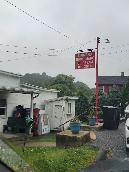 Simmons Homemade Ice Cream Store Picture 1
