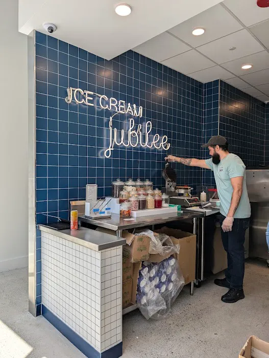 Ice Cream Jubilee - Reston Picture 5