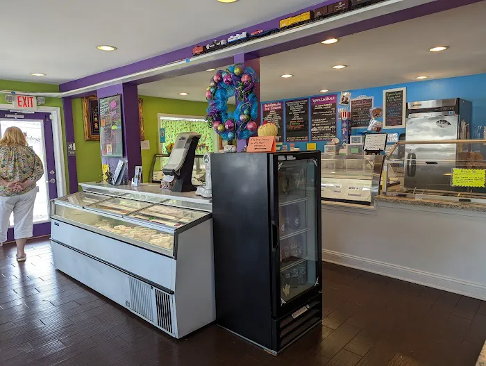 Sarah's Creamery Picture 10