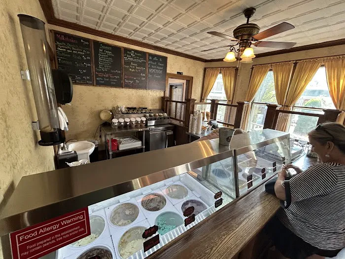 The Main Street Creamery Picture 2