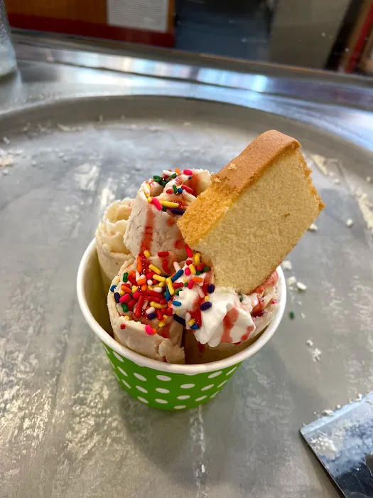 Zala’s Rolled Ice Cream Picture 2